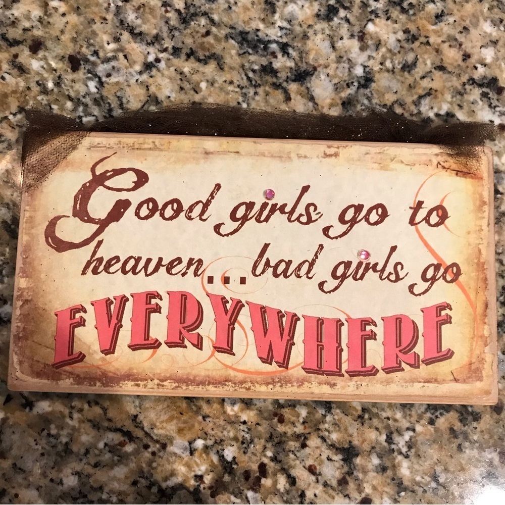 ▪️Handmade Wooden Sign